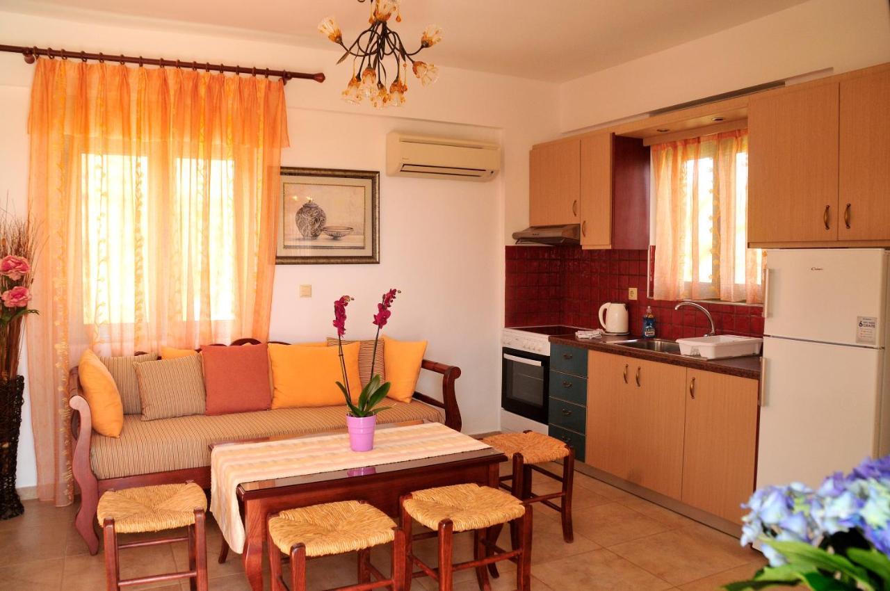קסרוקמפוס Alkionides Villas מראה חיצוני תמונה