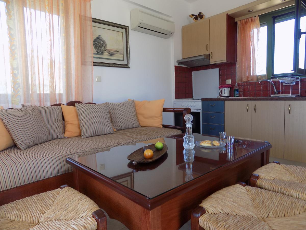 קסרוקמפוס Alkionides Villas מראה חיצוני תמונה